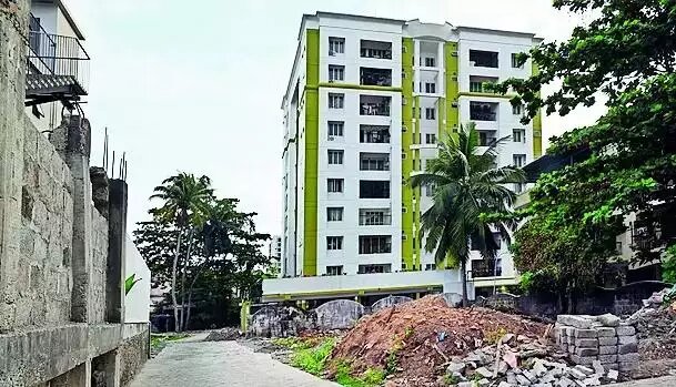 Kochi corporation issues demolition notice to flat at Kaloor